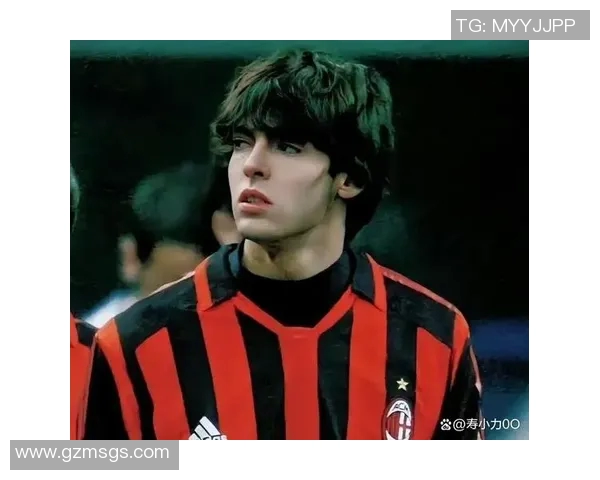 与卡卡同期的足球明星们的辉煌岁月与传奇故事探寻